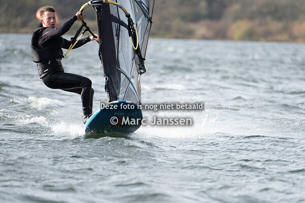 24-11-2024 Surfen Ool