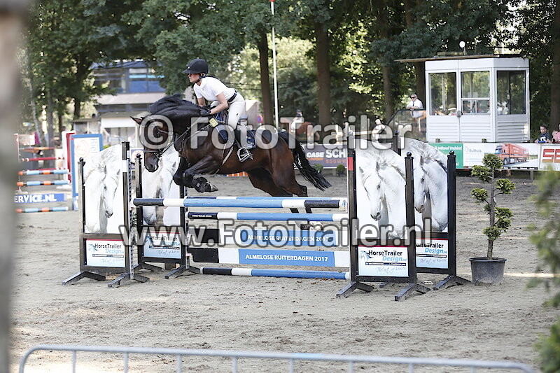 Valerie van Kesteren