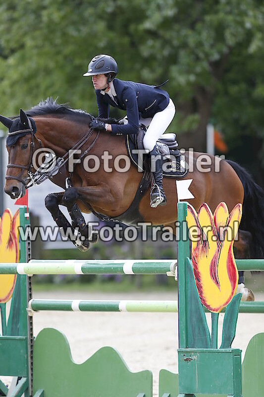 Samantha Alexis Mackenzie