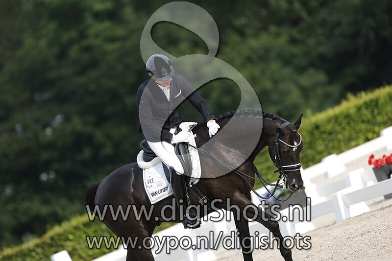 Ring 6 Z2 Paarden Kur op Muziek