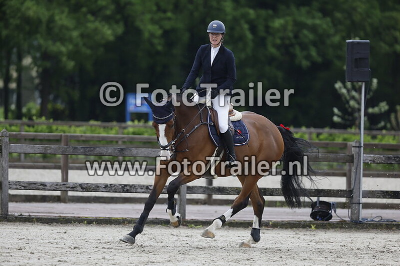 jeanine van den berg ten kate