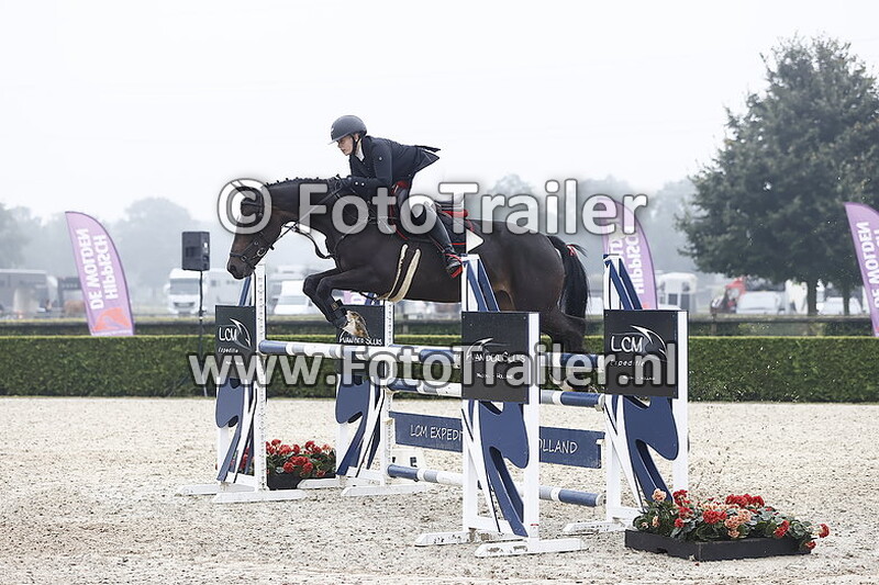 kimberley van der mik