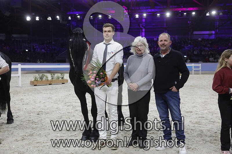 Rienk Stal de Oergong 013 v. Ulbran 502