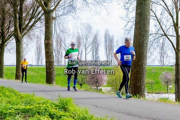 2024 Riwal Halve Marathon - (in de laatste kilometers)