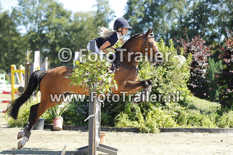 ava kee uittenbogerd