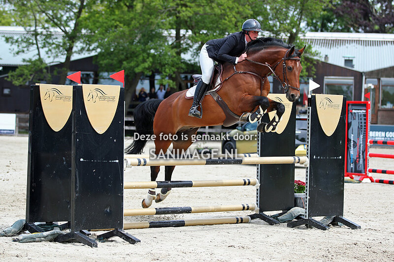 Reigersburgh 18-05-2023 Springen Paarden 1.00m