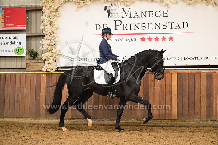 Fleur Timmermans - So Good SB