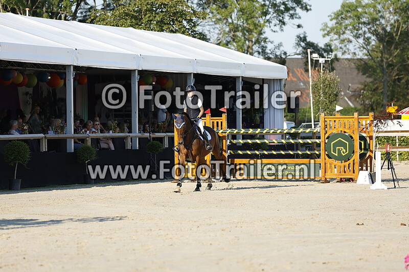 oda charlotte lyngvaer