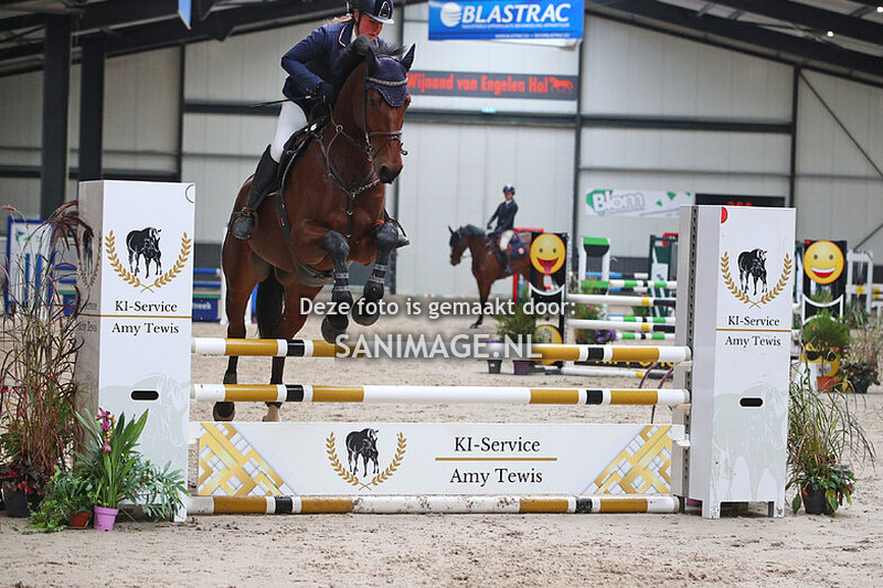 De Voornruiters De Meern Springen Paarden 11-10-2024 100 cm