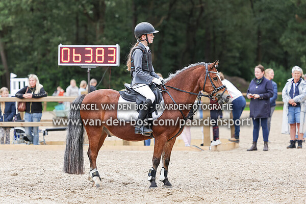 20240706-pony-60cm-start-1130u