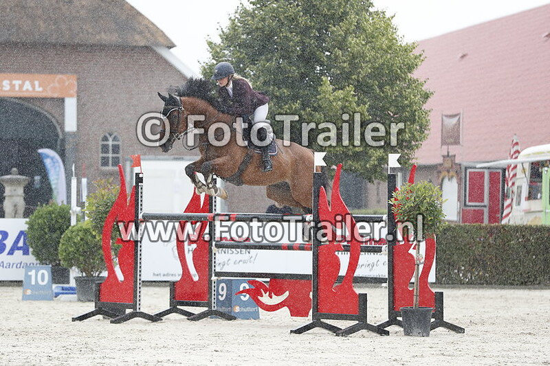 valerie van kesteren