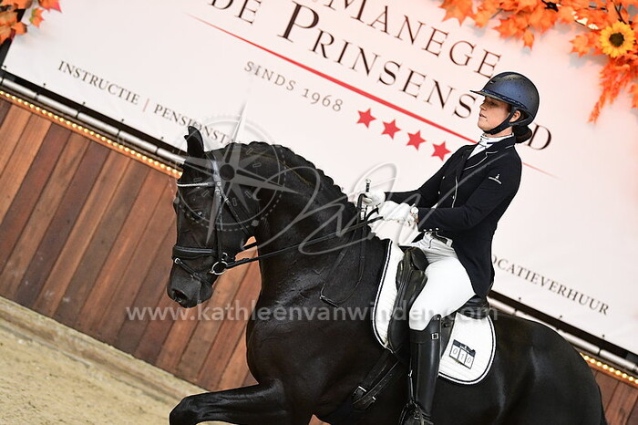 Samara van der Eerden - Promise