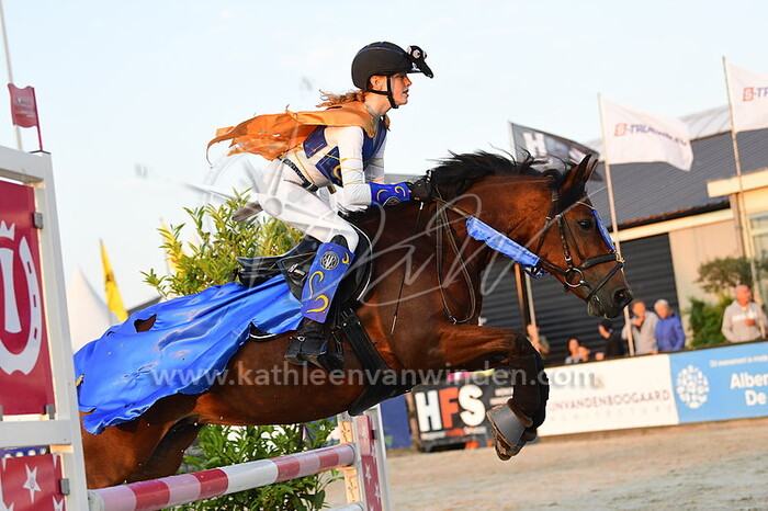 Laurelle Steenwijk - Angus