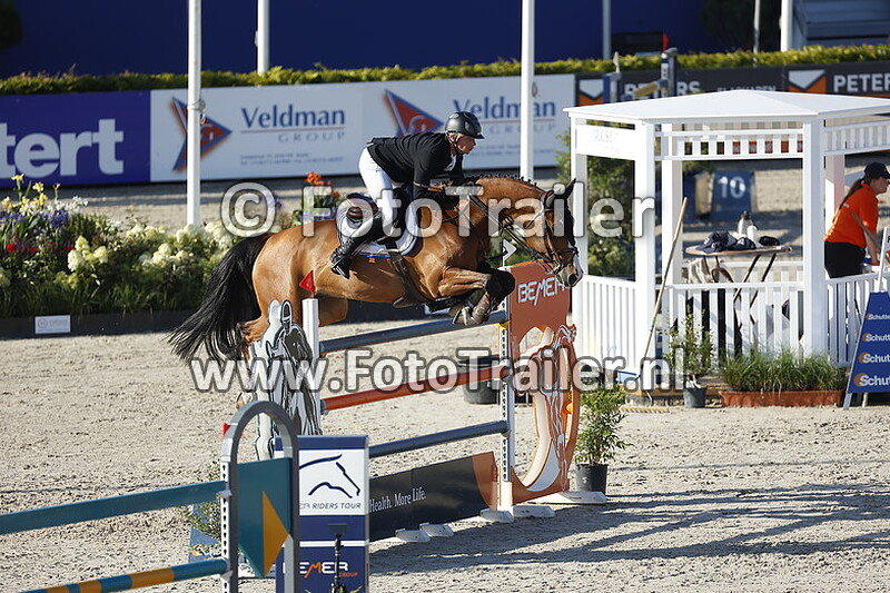 dennis van den brink