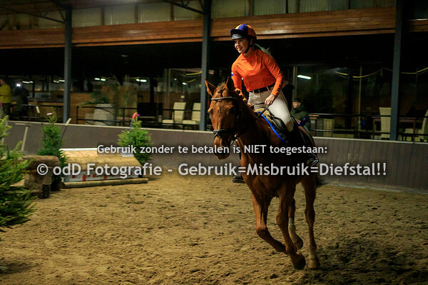 Indoor SGW De Mortel Cross Paard L en M, Pony M 30-12-23
