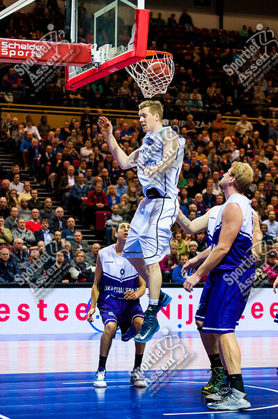 GasTerra Flames vs Okapi Aalstar (BEL) 10 december 2013