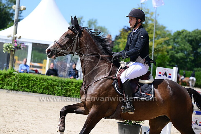 Casper Meegdes - Novasthar