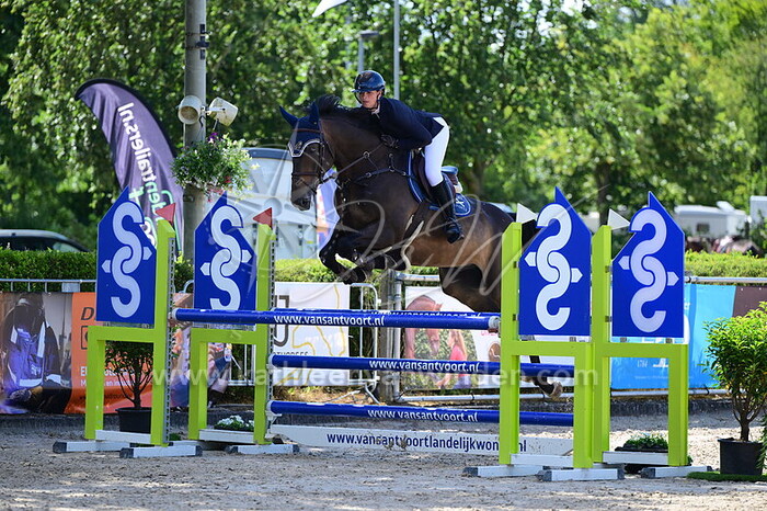 Kelly Jochems - Mr. Glasgow J.