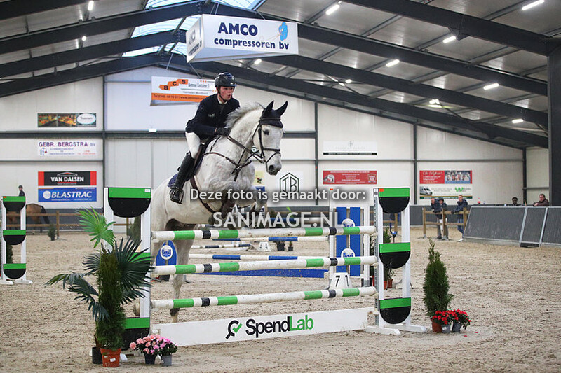 De Voornruiters De  Meern Springen 21-01-2023 1.30 m 