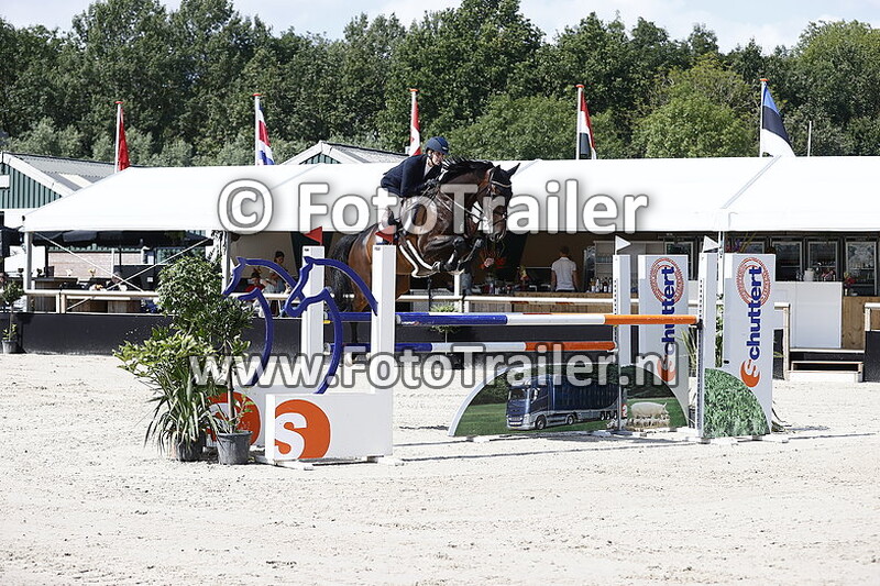 marleen van der burg